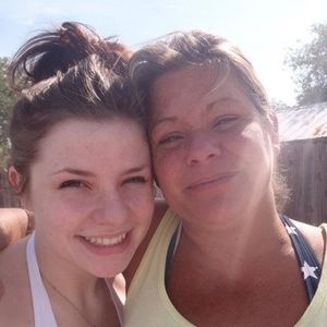 Meet your Posher, Connie